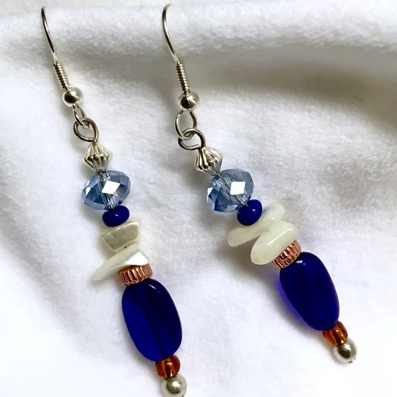 Mona's Collection, LLC Jewelry - Handmade Earrings Vintage & Modern Beaded (E53) 1H